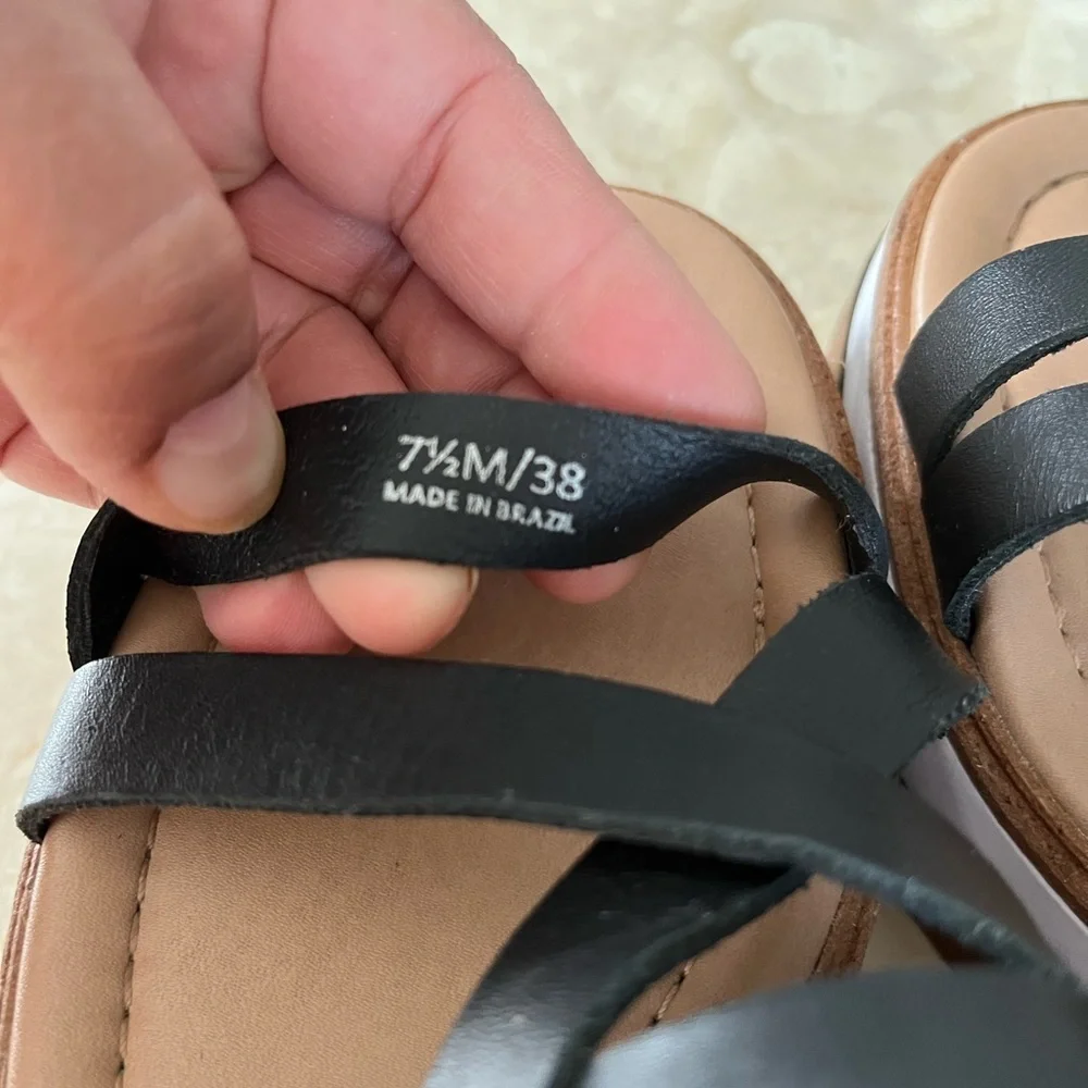 Lucky Brand Black Platform Sandals with Leather Straps‎